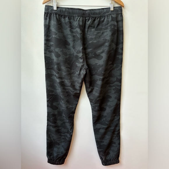 AEROPOSTALE MENS BLACK CAMO PRINT ELASTIC WAIST PULL ON JOGGER PANT - MEDIUM - Picture 2 of 7